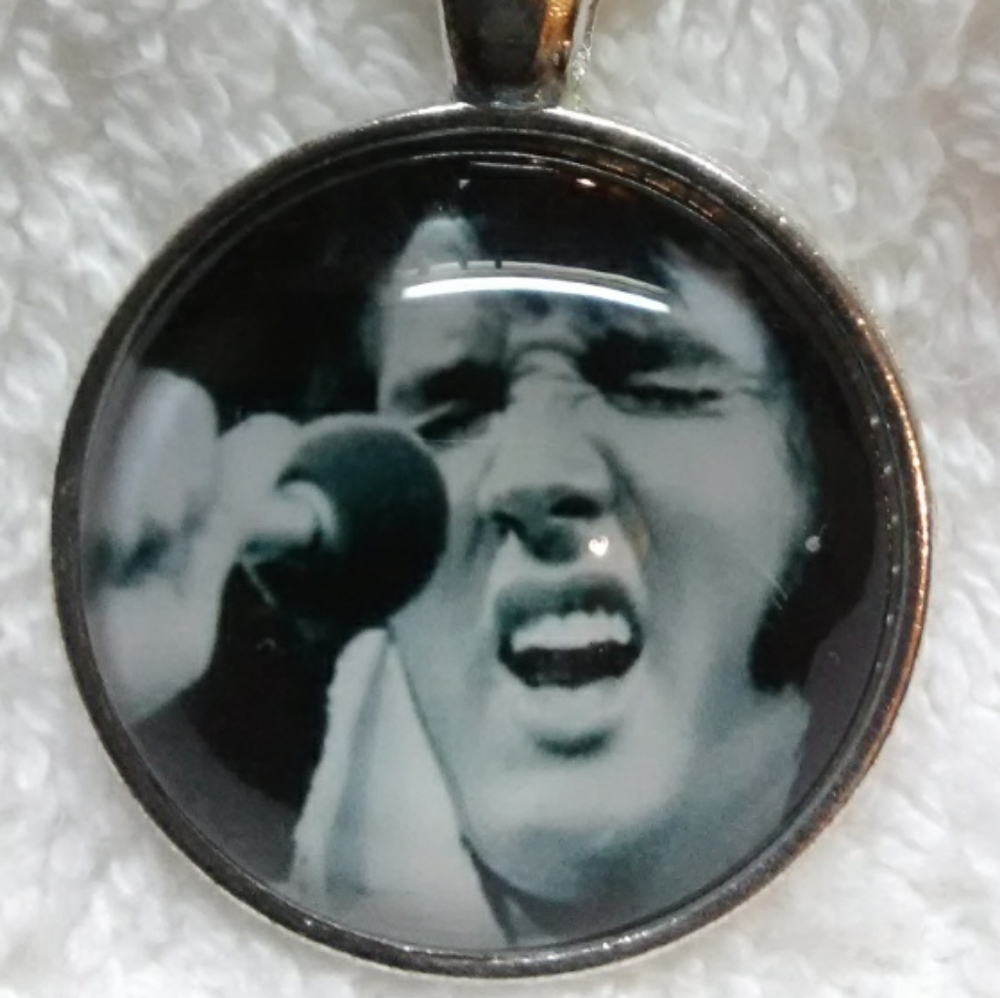 New, Elvis Cabochon